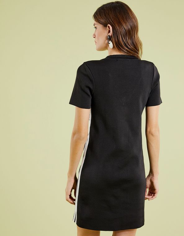 vestido preto shoulder